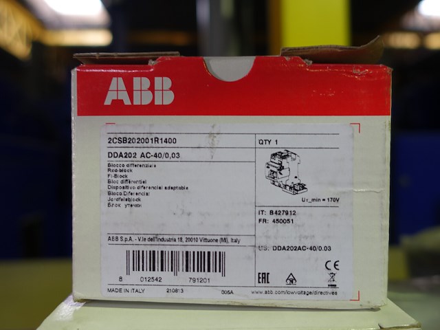 Lot abb - afbeelding 4 van  10