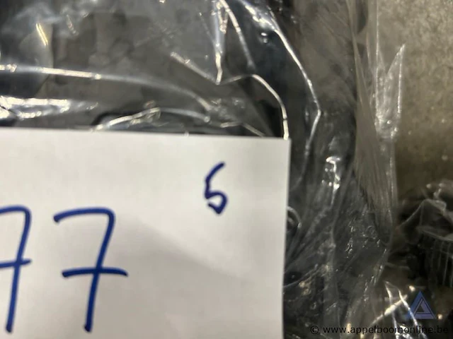 Lot ademluchtmaskers dräger fps 7000, met spin - afbeelding 2 van  2
