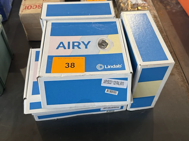 Lot airy toebehoren - afbeelding 1 van  4
