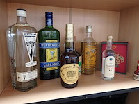 Lot alcohol - afbeelding 1 van  3