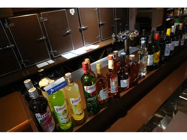 Lot alcoholische dranken - afbeelding 4 van  7