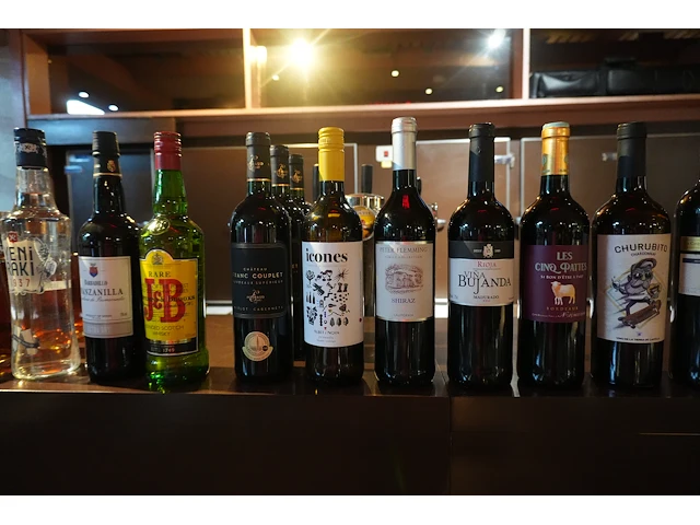 Lot alcoholische dranken - afbeelding 7 van  7