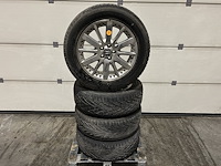 Lot alu-velgen + banden (4st)