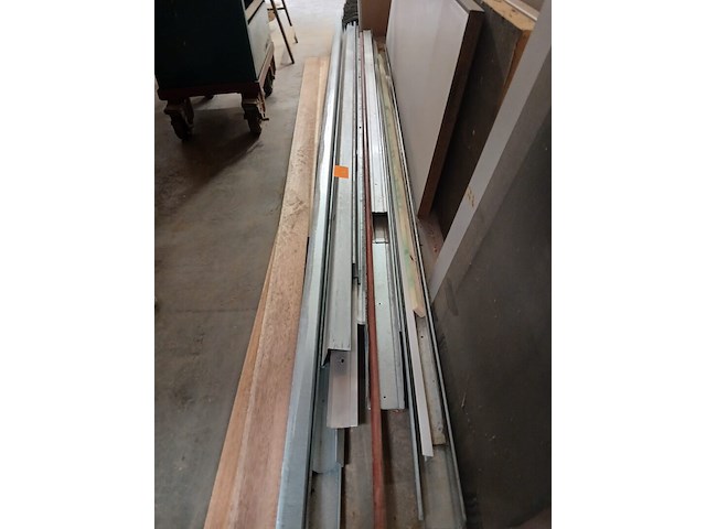 Lot aluminium gyproc-profielen - afbeelding 1 van  2