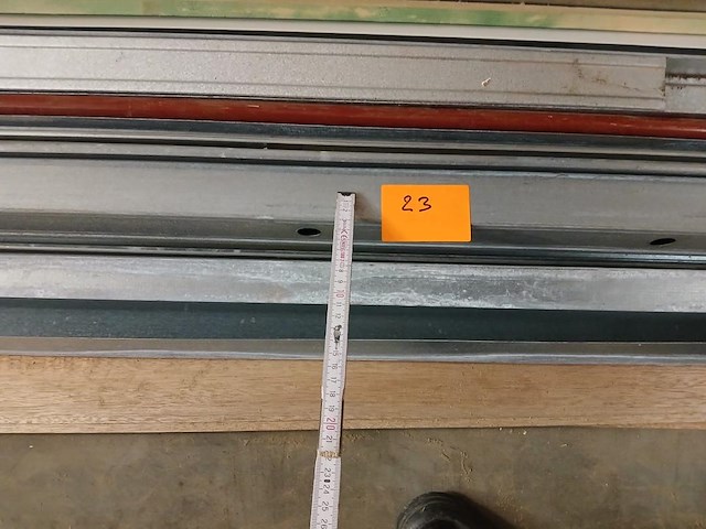 Lot aluminium gyproc-profielen - afbeelding 2 van  2