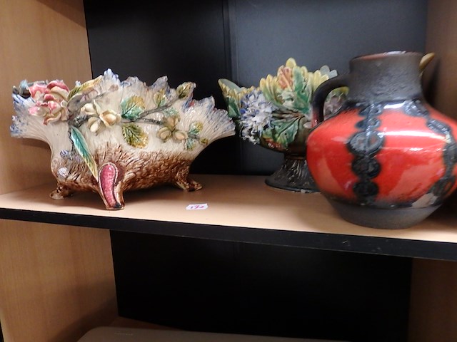 Lot art-déco vasen - afbeelding 1 van  2