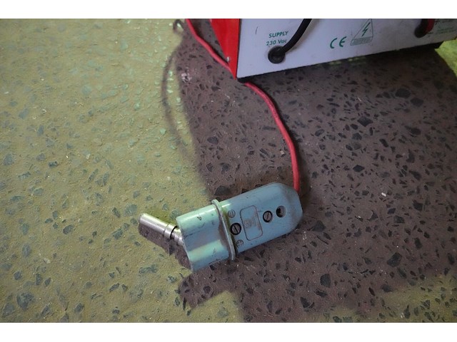 Lot autobenodigheden en assen voor aanhangwagen - afbeelding 11 van  16