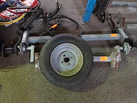 Lot autobenodigheden en assen voor aanhangwagen - afbeelding 15 van  16