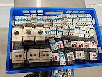 Lot automatische zekeringen, motorbeveiligers & relais - afbeelding 4 van  4
