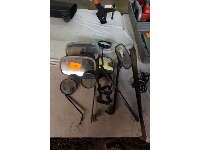 Lot autospiegels - afbeelding 1 van  4