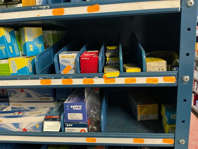 Lot autoverlichting - afbeelding 10 van  12