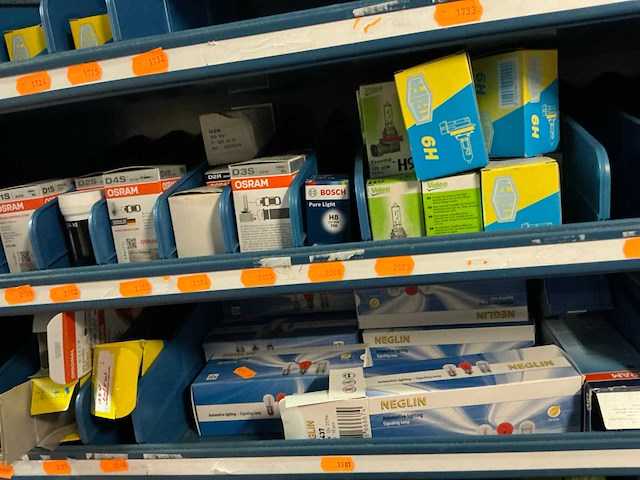 Lot autoverlichting - afbeelding 11 van  12