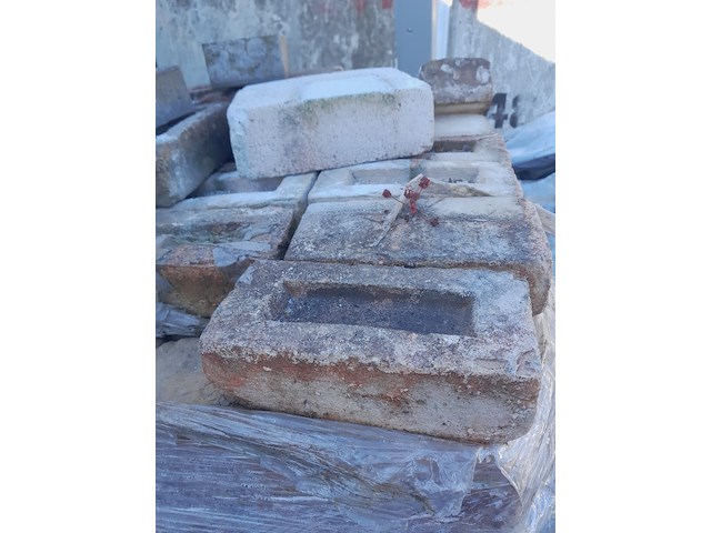 Lot bakstenen - afbeelding 2 van  6