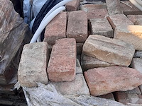 Lot bakstenen - afbeelding 6 van  6