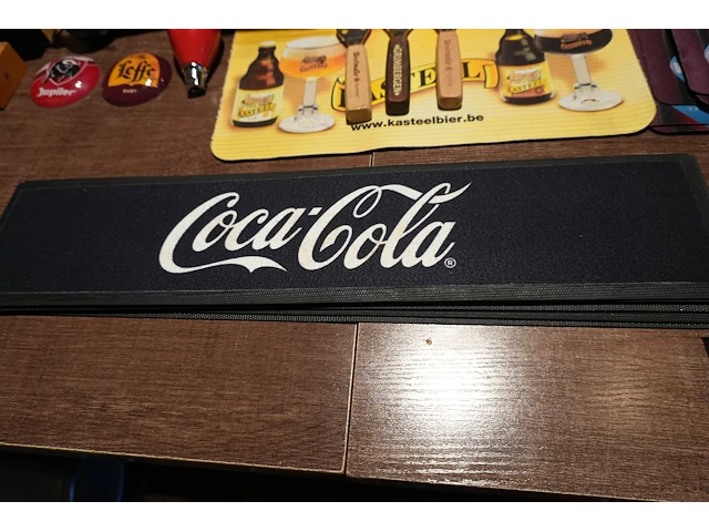 Lot barreclame en accessoires (kasteelbier, coca-cola, westmalle, la chouffe, tönissteiner) - afbeelding 12 van  14