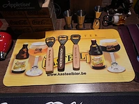 Lot barreclame en accessoires (kasteelbier, coca-cola, westmalle, la chouffe, tönissteiner) - afbeelding 13 van  14