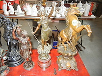 Lot beelden (9stuks) - afbeelding 1 van  2