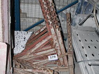 Lot bekistingsklemmen - afbeelding 1 van  1