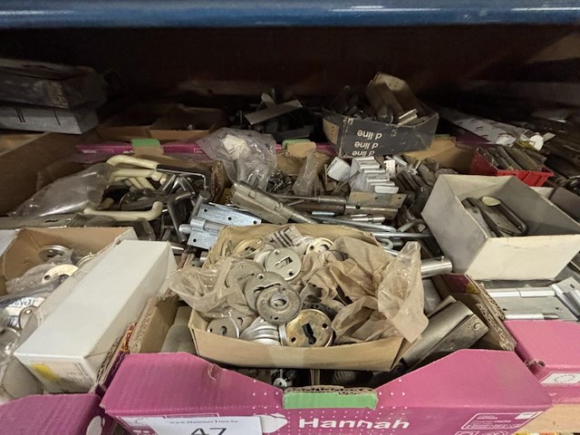 Lot beslag - afbeelding 3 van  6