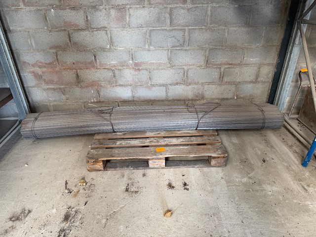 Lot betonijzer - afbeelding 1 van  1