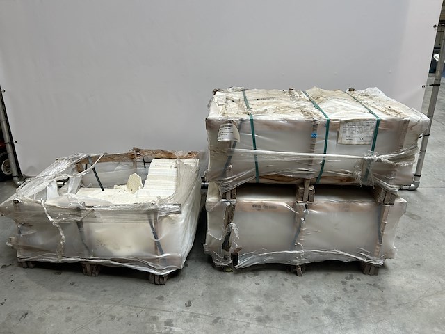 Lot betontegels 38.4m² - afbeelding 3 van  6