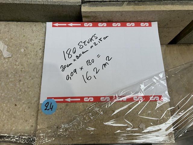 Lot betontegels granito's +/- 16m² - afbeelding 4 van  4