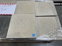 Lot betontegels granito's +/- 8m²