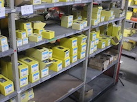 Lot bevestigingsmaterialen, diverse dozen en verpakkingen wo pgb fasteners - afbeelding 1 van  5