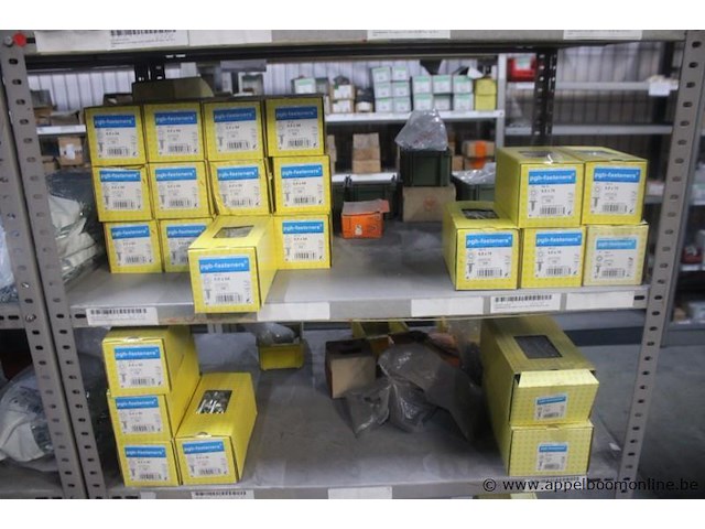 Lot bevestigingsmaterialen wo. zelfborende schroeven, diverse afmetingen: 6.3 x 25-32-38 mm, 6.3 x 45-70-100 mm, in dozen en zakken - afbeelding 6 van  6