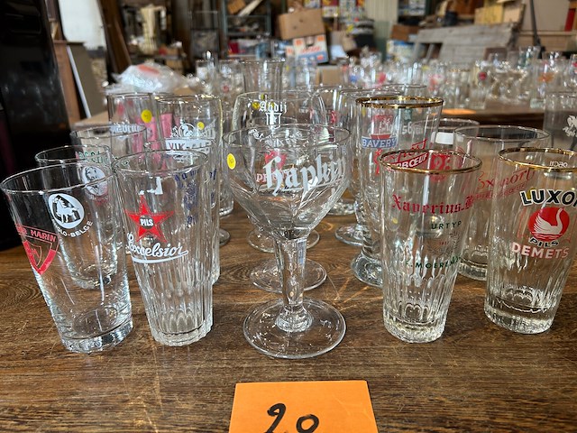 Lot bierglazen voor verzameling - afbeelding 1 van  4