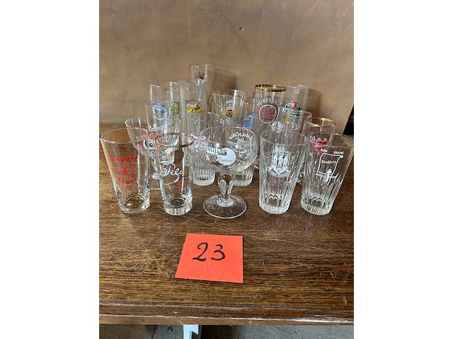 Lot bierglazen voor verzameling - afbeelding 1 van  6