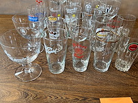 Lot bierglazen voor verzameling - afbeelding 1 van  5