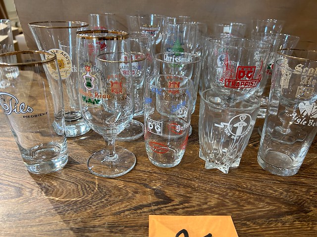 Lot bierglazen voor verzameling - afbeelding 3 van  7