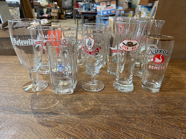 Lot bierglazen voor verzameling - afbeelding 4 van  6