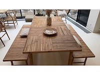 Lot binnenmeubels - tafels, stoelen en zitbanken (horeca/interieur) - afbeelding 8 van  21