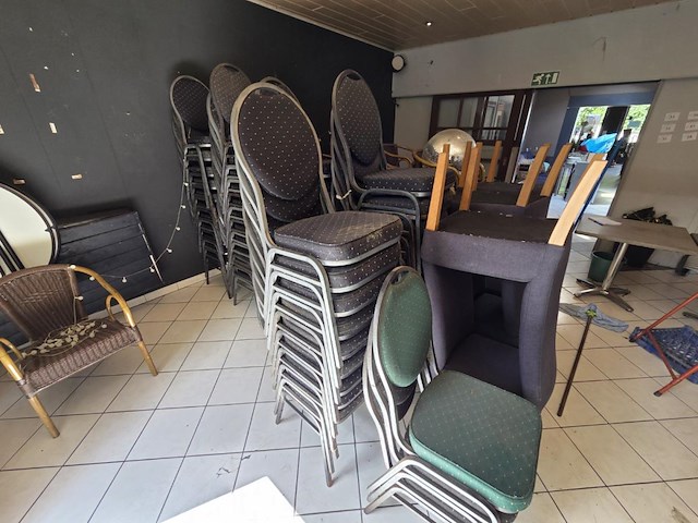 Lot bistrostoelen - afbeelding 2 van  3