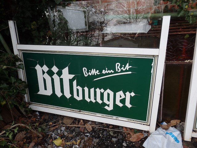 Lot bit pils 2 windschermen + 7 lantaarns - afbeelding 1 van  4