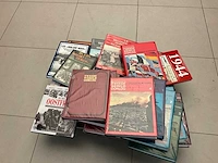 Lot boeken tweede wereldoorlog — geschiedenis in beeld en woord