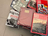 Lot boeken tweede wereldoorlog — geschiedenis in beeld en woord - afbeelding 6 van  6