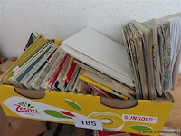 Lot boeken volgens foto's - afbeelding 2 van  5