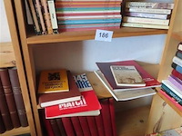 Lot boeken volgens foto's - afbeelding 1 van  4