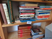 Lot boeken volgens foto's - afbeelding 1 van  3