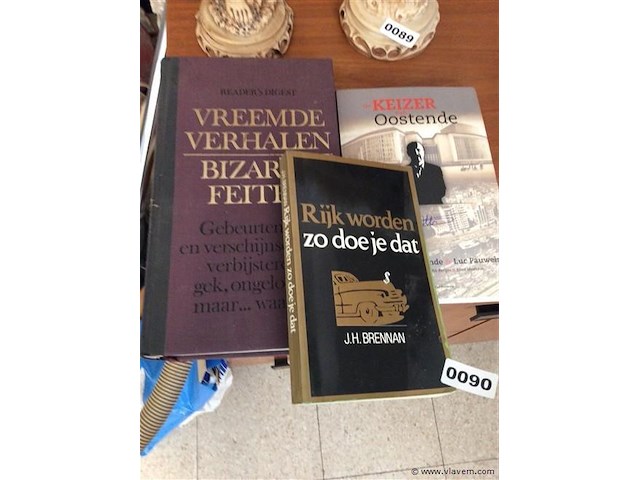 Lot boeken - afbeelding 1 van  1
