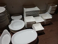 Lot borden: plat, diep, soep en onderzetbordjes - afbeelding 6 van  11