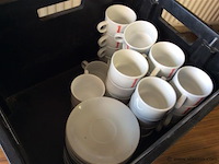 Lot borden + tassen - afbeelding 2 van  3