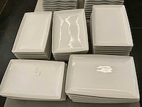 Lot borden - afbeelding 2 van  3