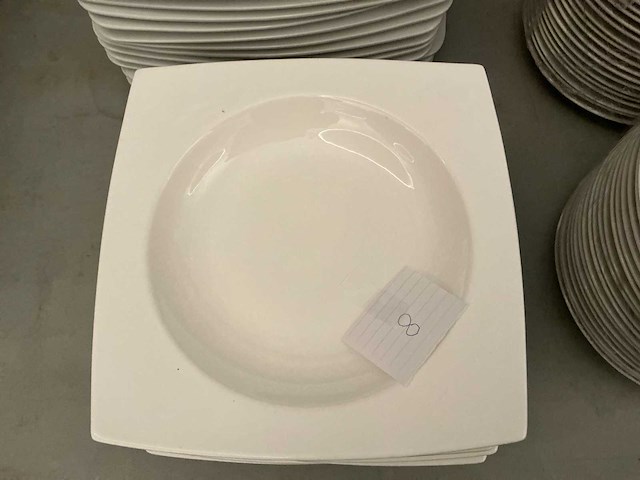 Lot borden - afbeelding 2 van  5