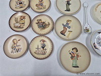 Lot bordjes, klokje, lepels…. - afbeelding 3 van  5