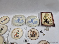 Lot bordjes, klokje, lepels…. - afbeelding 5 van  5