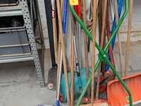 Lot borstels & schop & sponsroller - afbeelding 2 van  8